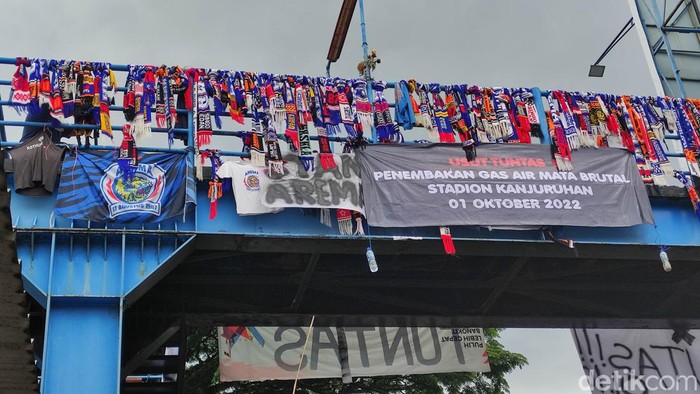 Syal Aremania