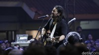 David Bayu jadi salah satu penampil di hari pertama. Nantikan foto-foto kemeriahan Synchronize Fest 2022 hari kedua di detikcom! (Foto: Grandyos Zafna/detikcom)