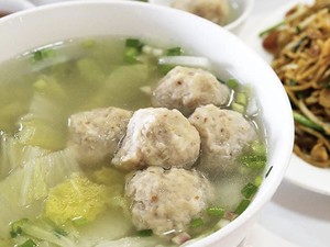 Tak Tergerus Zaman! 5 Restoran China di Bandung yang Eksis hingga Kini