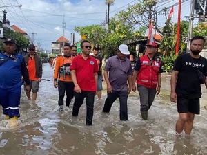 Netizen Nyinyir Saat Walkot Pantau Banjir, Pemkot Denpasar Buka Suara