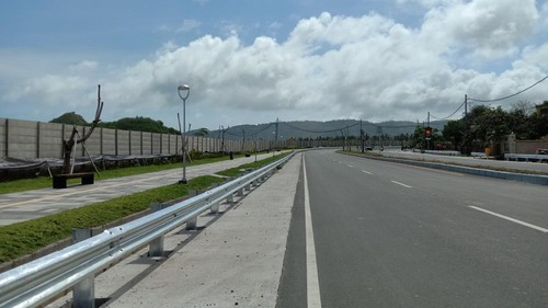 Depan Sirkuit Mandalika Lombok, NTB, Minggu (9/10/2022).