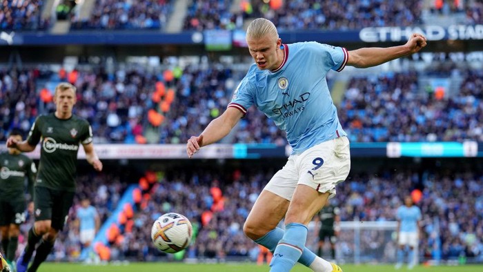 MANCHESTER, ENGLAND - OCTOBER 08: Erling Haaland of Manchester City during the Premier League match between Manchester City and Southampton FC at Etihad Stadium on October 08, 2022 in Manchester, England. (Photo by Lynne Cameron - Manchester City/Manchester City FC via Getty Images)