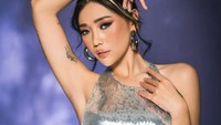 Rumah tangga Wendy Walters dan Reza Arap dikabarkan retak. Hal ini lantaran Reza dituduh melakukan perselingkuhan dengan wanita lain. Foto: Instagram/wendywalters