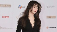 Goo Hye Sun mengungkap gaun tersebut ia beli seharga KRW 38 ribu atau senilai Rp 412 ribu. Foto: (dok. Instagram @kookoo900)