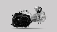 Honda Wave 125i mengusung mesin Honda Smart Engine 125 cc dengan sistem injeksi PGM-FI. Honda menyebut, konsumsi bahan bakarnya bisa mencapai 71,4 km/liter. Mesin dilengkapi dengan sistem Piston Oil Jet, yang membantu mengurangi panas, mengurangi keausan, tahan lama, dan memperpanjang masa pakai. Foto: Dok. AP Honda Thailand