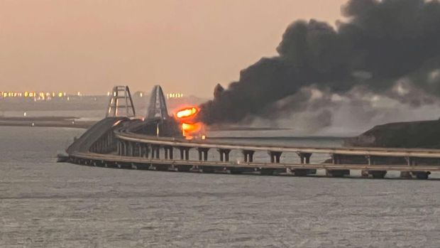 Jembatan Crimea Meledak: Ini 5 Hal Diketahui