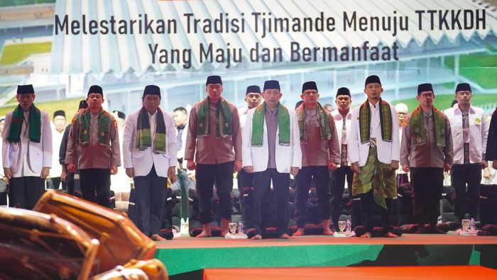 Kapolri Jenderal Listyo Sigit Prabowo hadiri Tradisi Keceran (Foto: Istimewa)