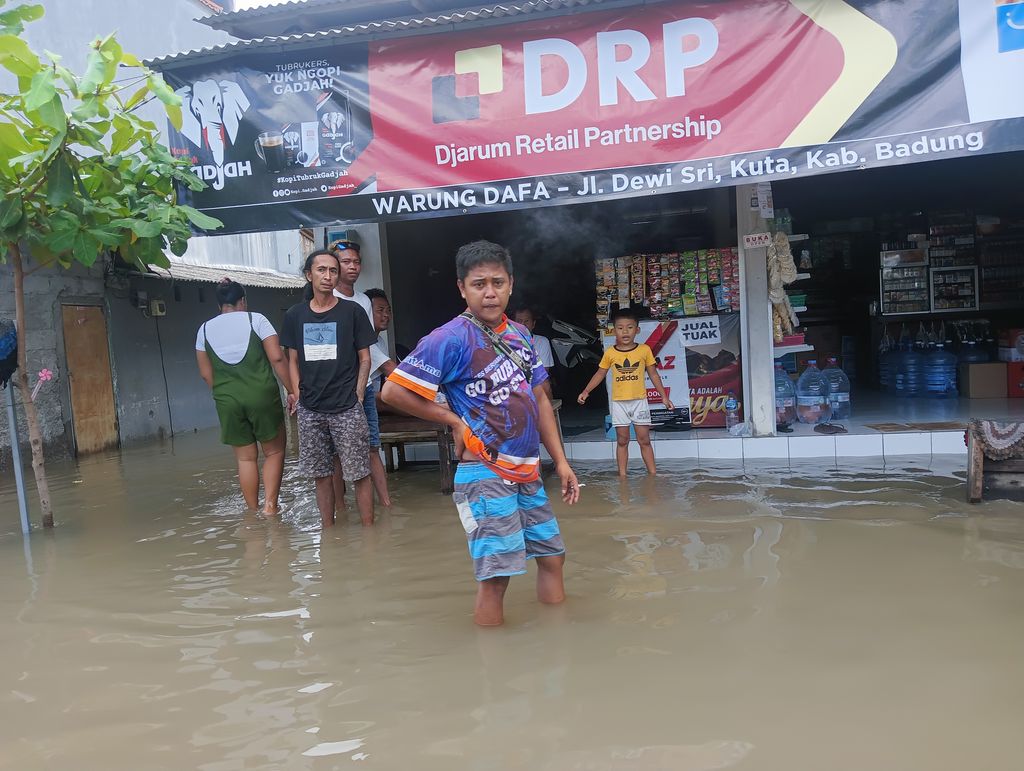 Kawasan Legian dan Dewi Sri dilanda Banjir pada Sabtu (9/10/2022) kemarin.