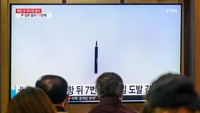 Peluncuran itu dilakukan setelah latihan militer gabungan antara Amerika Serikat dan Korea Selatan.