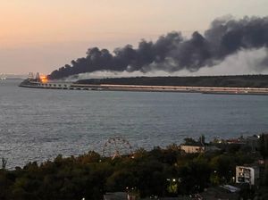 Putin Tuduh Ukraina Dalang Ledakan di Jembatan Crimea: Aksi Teroris