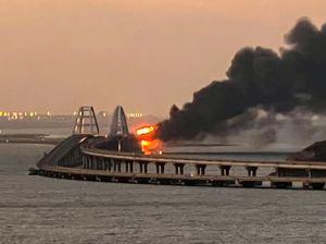 Murka Putin Tuding Ukraina Dalang Ledakan Jembatan Crimea: Teroris!