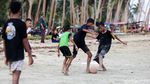 Menikmati Keindahan Pantai Weluan di Saumlaki