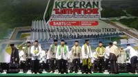 Sigit yang juga merupakan Ketua Dewan Pembina Kesti TTKKDH tersebut menekankan bahwa seni dan budaya yang ditampilkan berupa pencak silat hingga debus tersebut merupakan salah satu aset bangsa yang harus terus dijaga, dipertahankan dan juga dikembangkan.