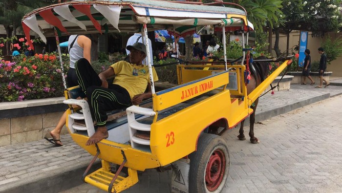 Nurtimah (52) kusir cidomo (andong) di Gili Trawangan Lombok Utara, NTB