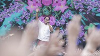 Maliq & DEssentials menjadi band pembuka di hari kedua. (Foto: Grandyos Zafna/detikcom)