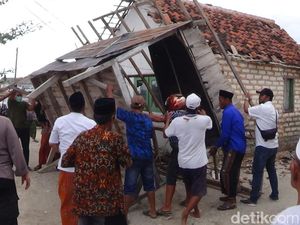 Angin Puting Beliung Terjang Kampung di Sumenep, Warga Sempat Histeris