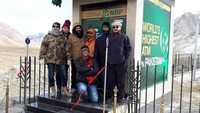 ATM Khunjerab Pass ini dibangun oleh National Bank of Pakistan (NBP) pada tahun 2016.di ketinggian 4.693 Mdpl. (Guinness World Records)