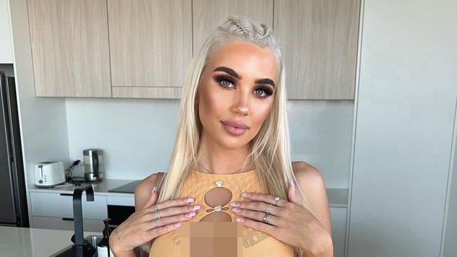 Di media sosialnya, Bailey kerap menunjukkan lekuk tubuhnya. Foto: Dok. Instagram/@bailey.scarlett