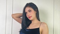 Netizen sendiri mengaku senang dengan penampilan Kartika Berliana yang tetap kece meski sudah punya dua anak. (Foto: dok Instagram)