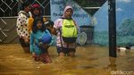 Kebon Pala Banjir Sedada, Begini Aktivitas Warganya
