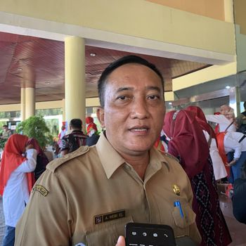 Kepala DLH Surabaya, Agus Hebi Djuniantoro
