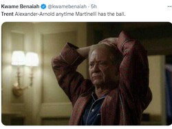 Kegagalan Trent membendung Martinelli membuatnya ditarik keluar selepas turun minum dan digantikan Joe Gomez. (Foto: Twitter)