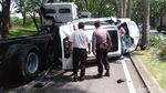 Mini Cooper dan CR-V yang Kecelakaan di Citraland Surabaya Rusak Parah