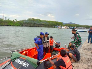 Pria Cilegon Terseret Arus Usai Gagal Ambil Topi Ditemukan Tewas