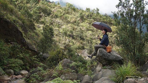 Banyak spot foto yg bagus di sepanjang jalur pendakian