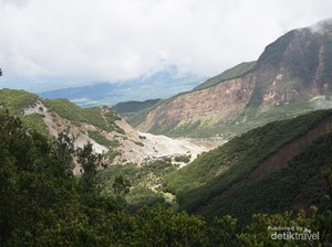 Tapak Bangsawan di Gunung Papandayan