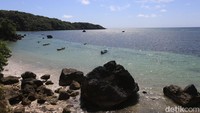Eksotisme wisata alam di Indonesia memang gak bisa lagi dibantah pesonanya. Salah satu tempat di Indonesia timur yang memiliki alam yang indah adalah Kabupaten Kepulauan Tanimbar.