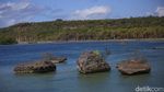 Pesona Gugusan Batu Yadin di Kepulauan Tanimbar
