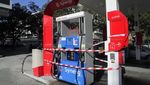 Saat Prancis Kekurangan Bahan Bakar, Mobil Antre Panjang di SPBU
