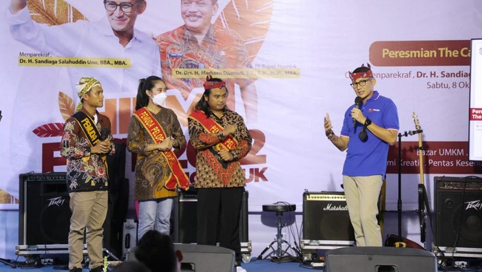 Sandiaga Uno