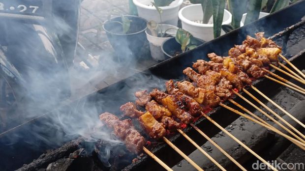 Sate Galunggung Pangandaran, kuliner legendaris sejak 1976.