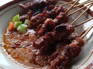 Lezatnya Melegenda! Ini Sate Galunggung di Pangandaran Sejak 1976