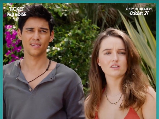 Memerankan karakter seorang pemuda Indonesia keturunan Bali yang bernama Gede, begini penamplan Maxime dalam film terbarunya yang berjudul Ticket to Paradise. Dalam film tersebut Maxime berkesempatan beradu akting dengan Julia Roberts dan George Clooney. Foto: Instagram/@tickettoparadise