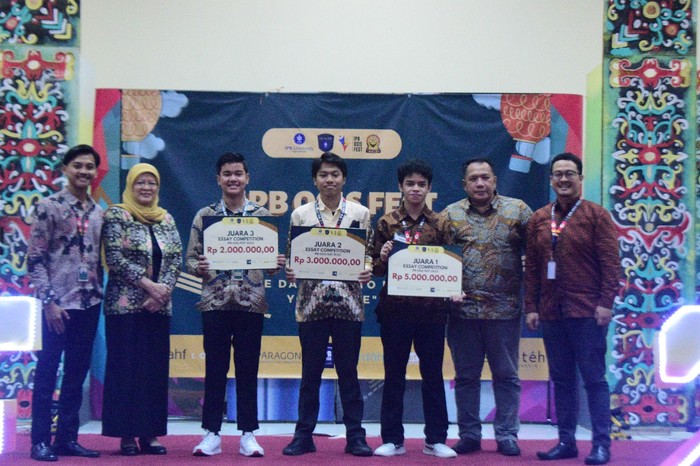 10 Ketua OSIS Dapat Golden Ticket Masuk IPB University