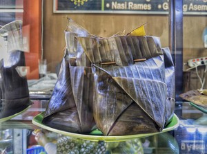 Kuliner Ekstrem Banyuwangi Botok Tawon yang Lezat dan Kaya Khasiat