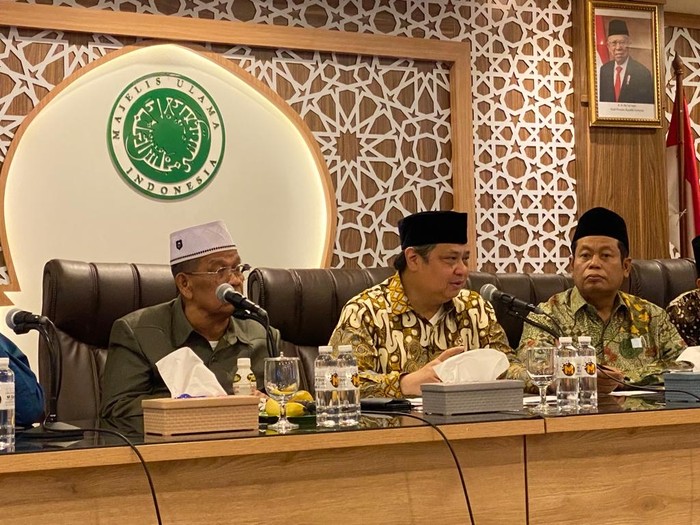 Airlangga di Kantor MUI