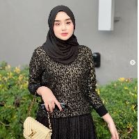 Unggahan Anes ini yang kemudian dihujat netizen. Sebab dia dianggap meremehkan remaja lainnya yang masih menempuh pendidikan di usia 19 tahun. Foto: Dok. Instagram ayunieso_