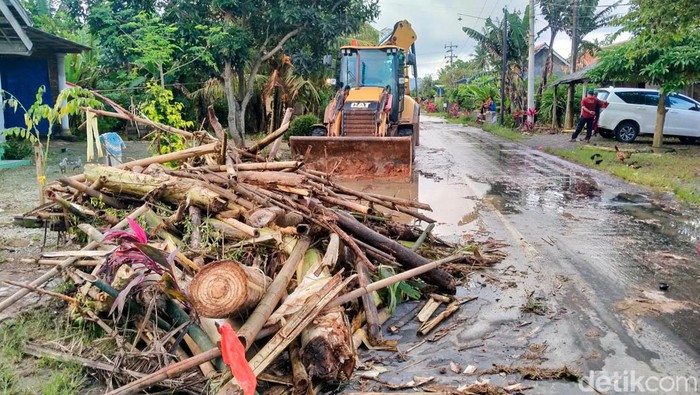 banjir pesanggaran