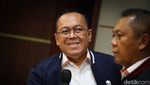 Ekspresi Dirut PT LIB Tersangka Tragedi Kanjuruhan Usai Dipanggil Mahfud