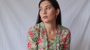 Hannah Al Rashid jatuh cinta pada dunia perfilman Indonesia hingga akhirnya memutuskan menjadi WNI. Foto: Instagram/@hannahalrashid