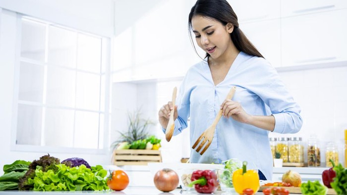 Ilustrasi Wanita Masak