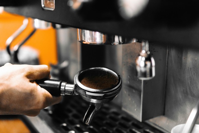 Ini 4 Cara Mudah Bikin Kopi Lebih Sehat untuk Usus