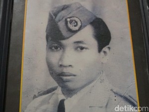Kisah Kamas Setiyoadi, Komandan Kompi Kucing Hitam yang Ditakuti Belanda