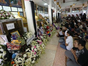 Kremasi Massal Digelar untuk Korban Pembantaian di Thailand