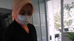 Keseruan Atalia Praratya Bu Cinta Saat Jajan Batagor dan Cicip Ulat Sagu