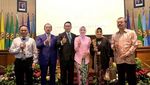 Keseruan Atalia Praratya Bu Cinta Saat Jajan Batagor dan Cicip Ulat Sagu